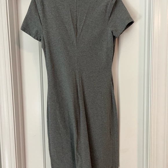 Old Navy medium weight fitted T-shirt dress, M Tall - Picture 5 of 7
